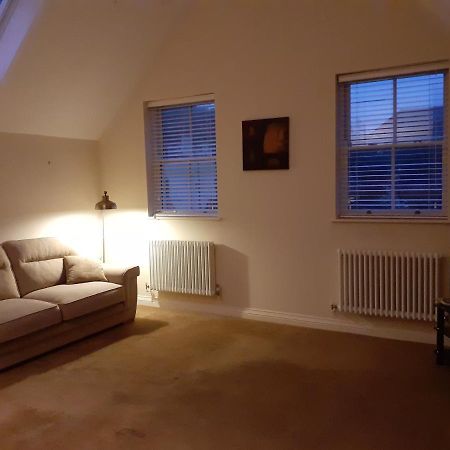 Modern 2Nd Floor 1 Bed Apartment In The Heart Of Llandudno Exterior foto